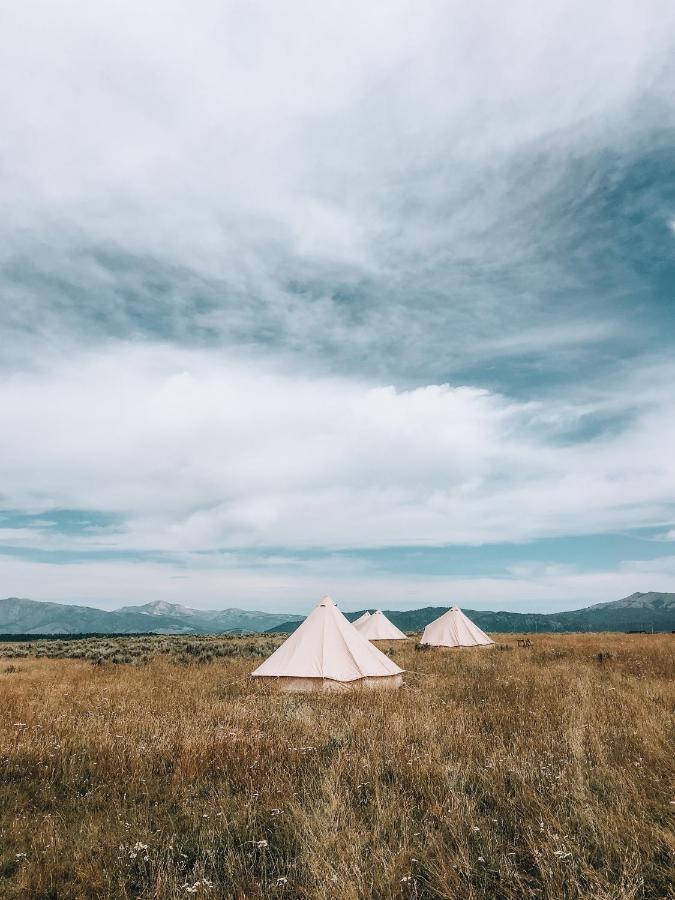 Wander Camp Yellowstone Island Park Buitenkant foto